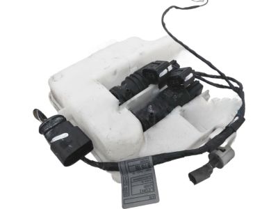 BMW 61-66-7-162-588 Windshield Wiper Reservoir Tank Washer Fluid