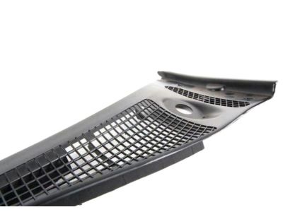 BMW 51-71-1-946-125 Covering Left