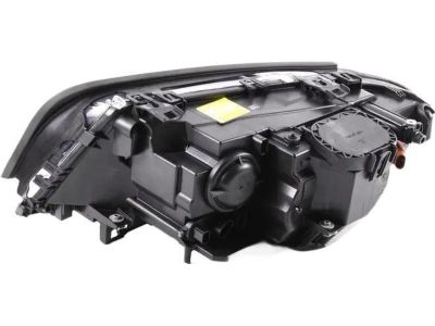 BMW 63-12-7-165-952 Right Headlight Assembly
