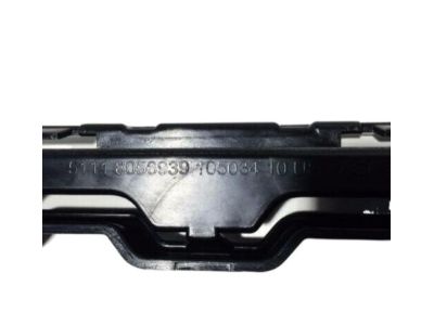 BMW 51-11-8-056-939 Grille, Middle Bottom