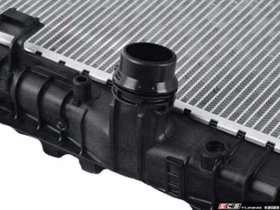 BMW 17-11-8-743-663 Radiator