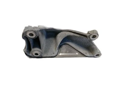 BMW 22-11-6-882-034 Front Passenger Engine Mount Bracket