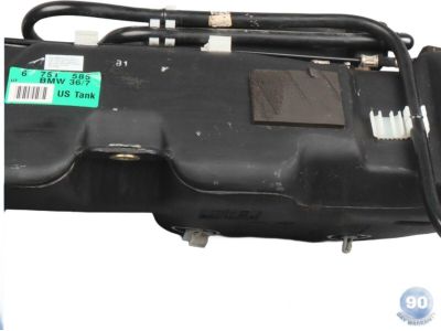 BMW 16-11-6-751-581 Plastic Fuel Tank