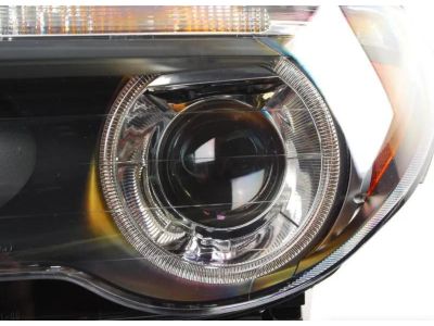 BMW 63-12-7-165-455 Left Headlight