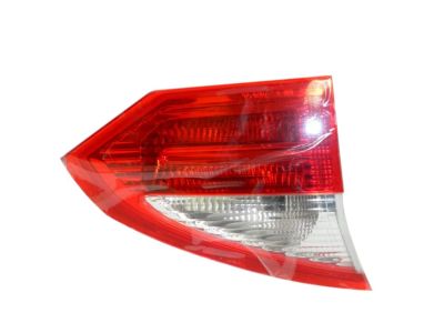 Ford D2BZ-13405-D Tail Lamp Assembly