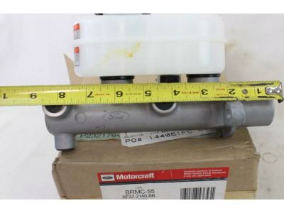 Ford XF2Z-2140-BB Master Cylinder