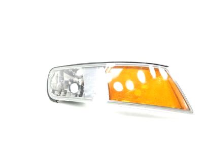 Ford XW3Z-15A201-AB Side Marker Lamp