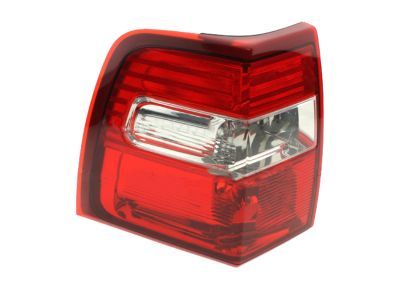 Ford 7L1Z-13405-AA Tail Lamp Assembly