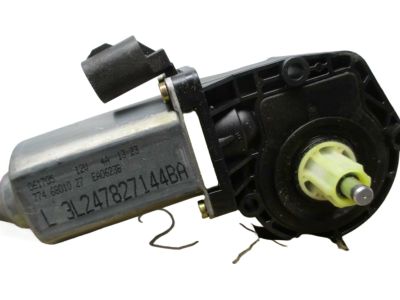 Ford 3L2Z-7823394-BA Motor