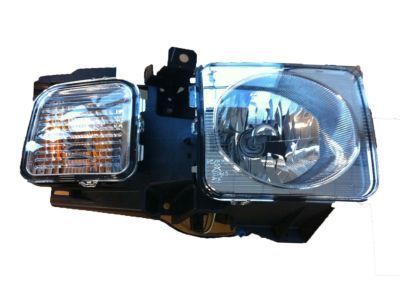 GM 24300005 Headlamp, (W/Parking & Turn Signal Lamp)