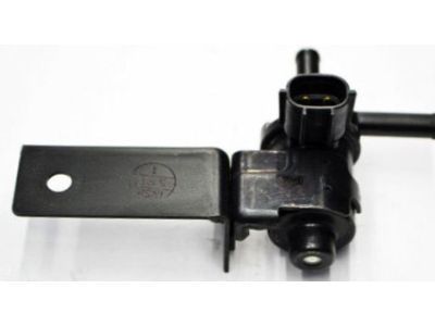 GM 88969152 Valve, Evap Emission Canister Vent Solenoid(W/Bracket)