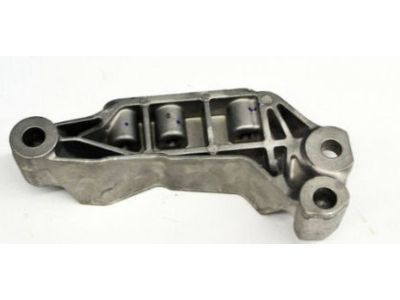 GM 15854396 Front Mount Bracket