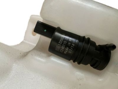 GM 23184317 Washer Reservoir