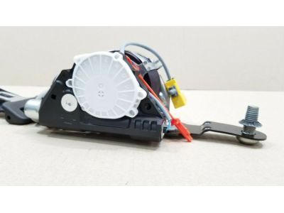 GM 19259196 Belt & Retractor