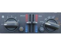 OEM 2002 Pontiac Grand Prix Heater & Air Conditioner Control Assembly - 10308119