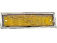 OEM Chevrolet V10 Suburban Lamp Asm-Side Marker - 915557