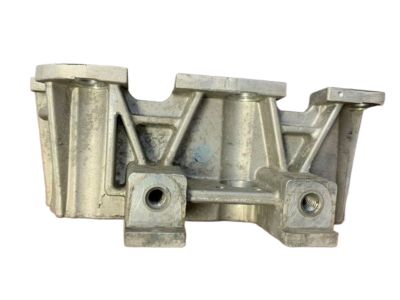 Kia 252532GGA0 Bracket-Air Conditioner, Lower
