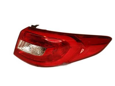 Hyundai 92402-C2000 Lamp Assembly-Rear Combination Outside, RH