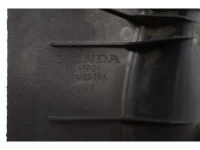 Honda 74485-TVA-A10 STRAKE, L. RR.