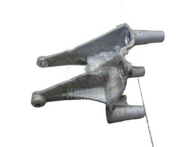 Honda 50610-TA0-A10 Bracket, RR. Engine Mounting