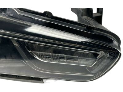 Infiniti 26010-9NF0D Right Headlight Assembly