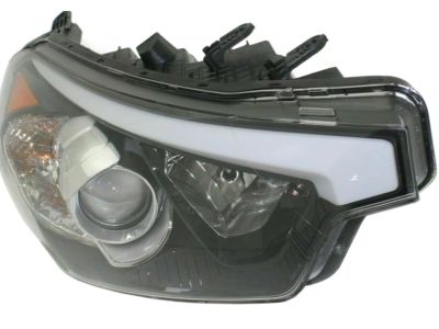 Kia 92102A7200 Passenger Side Headlight Assembly