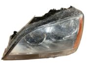 OEM 2005 Kia Sorento Driver Side Headlight Assembly - 921013E041