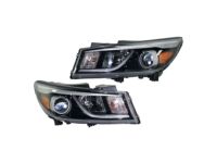 OEM 2015 Kia Sedona Passenger Side Headlight Assembly - 92102A9120