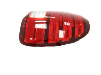 Lexus 81551-60780 Lens & Body