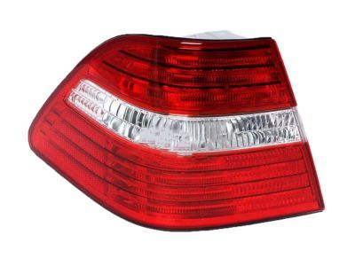 Lexus 81561-50140 Lens & Body