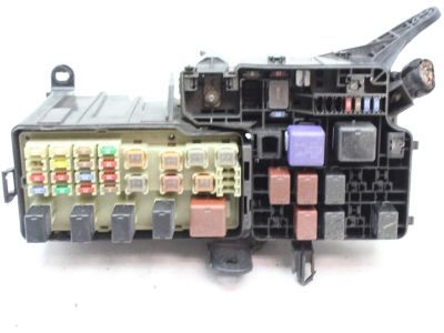 Toyota 82720-06040 Fuse Box