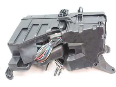 Toyota 82720-06040 Fuse Box