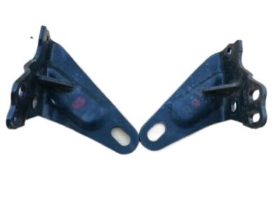 Toyota 51967-0E010 Tow Hook