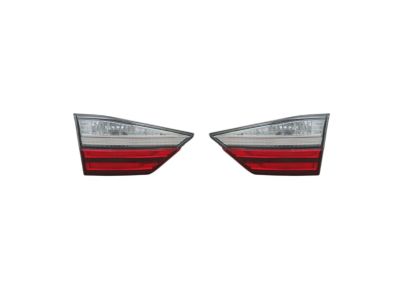 Lexus 81591-33300 Lens & Body, Rear Lamp