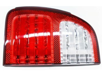 Lexus 81581-60040 Lens And Body, Rear Lamp, RH