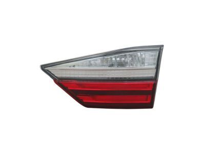 Lexus 81581-33300 Lens & Body, Rear Lamp