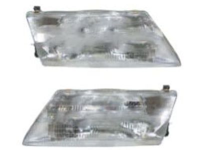 Nissan 26060-70F25 Front Left Driver Headlamp Light Assembly