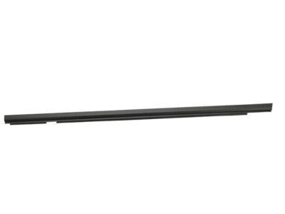 Nissan 82821-ET000 Moulding-Rear Door Outside, LH