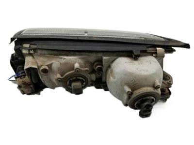 Nissan B6010-30P00 Passenger Side Headlight Assembly