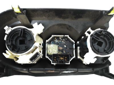 Toyota 55902-21120 Dash Control Unit