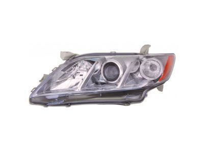 Toyota 81170-06212 Lens & Housing