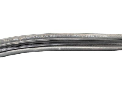 Toyota 67881-0R050 Body Weatherstrip