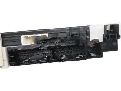 Toyota 82730-04072 Fuse Box