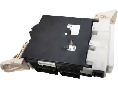 Toyota 82730-04072 Fuse Box