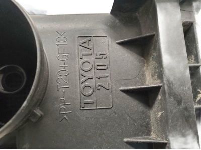 Toyota 17700-21050 Air Cleaner Assembly