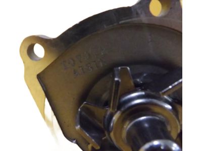 Toyota 16100-19225 Engine Water Pump Assembly