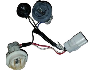 Toyota 81555-AA040 Socket & Wire