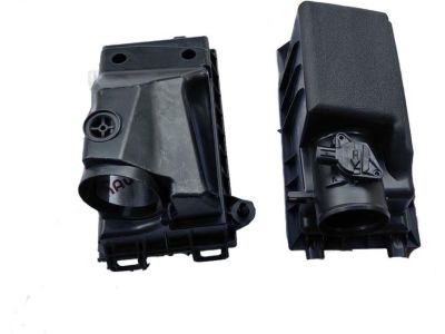 Toyota 17701-F2010 Lower Cover