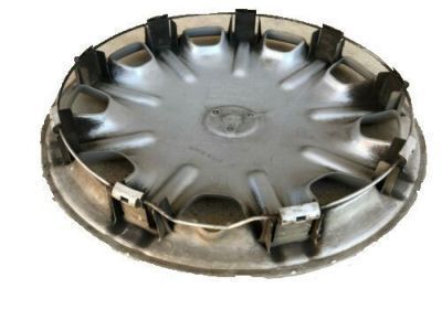 Toyota 42621-AC010 Wheel Cover