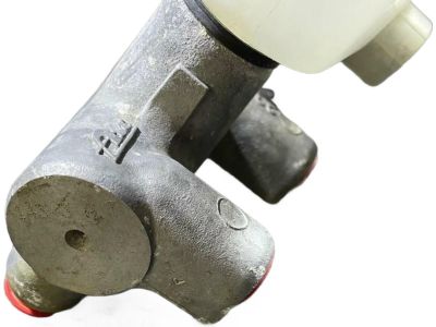 Toyota 47201-0C041 Master Cylinder